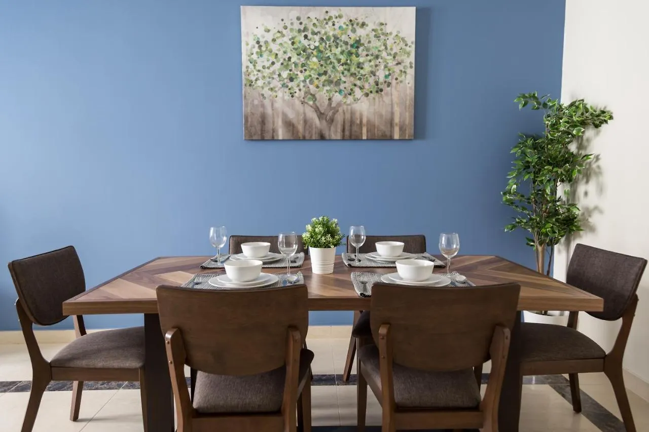 Apartment Higuests Vacation Homes - Mon Reve Dubai