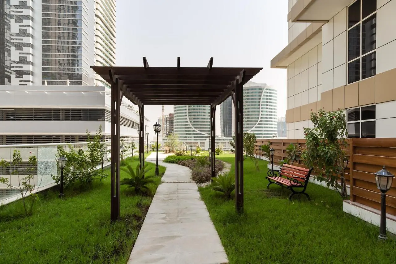 Higuests Vacation Homes - Mon Reve Dubai 0*,